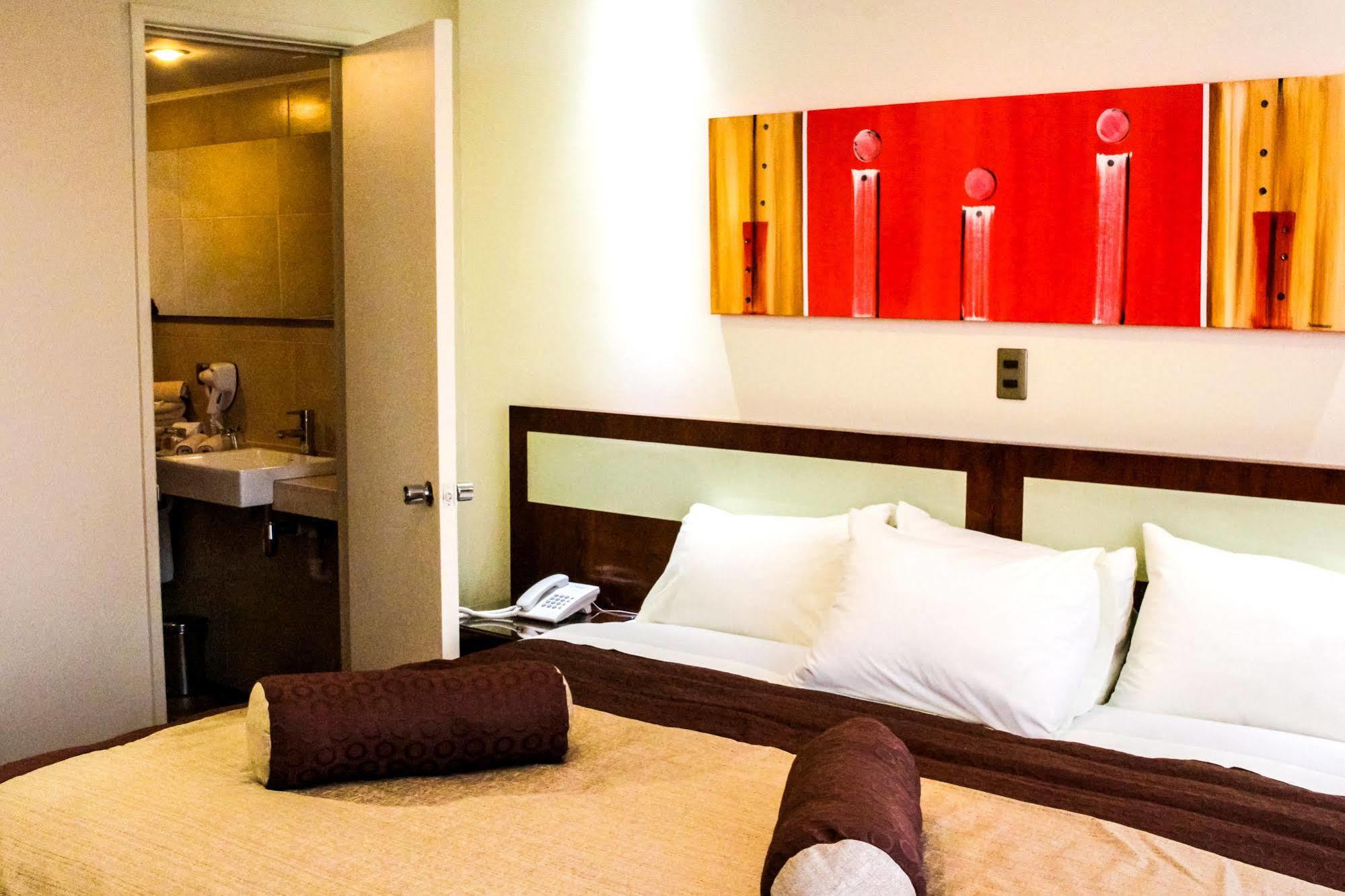 Hotel Libertador Сантьяго Экстерьер фото